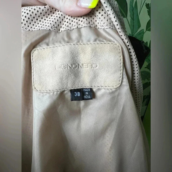 Cigno Nero Women’s Nude tan dye cut leather Blazer Jacket Size 38 fits Small - Picture 7 of 8